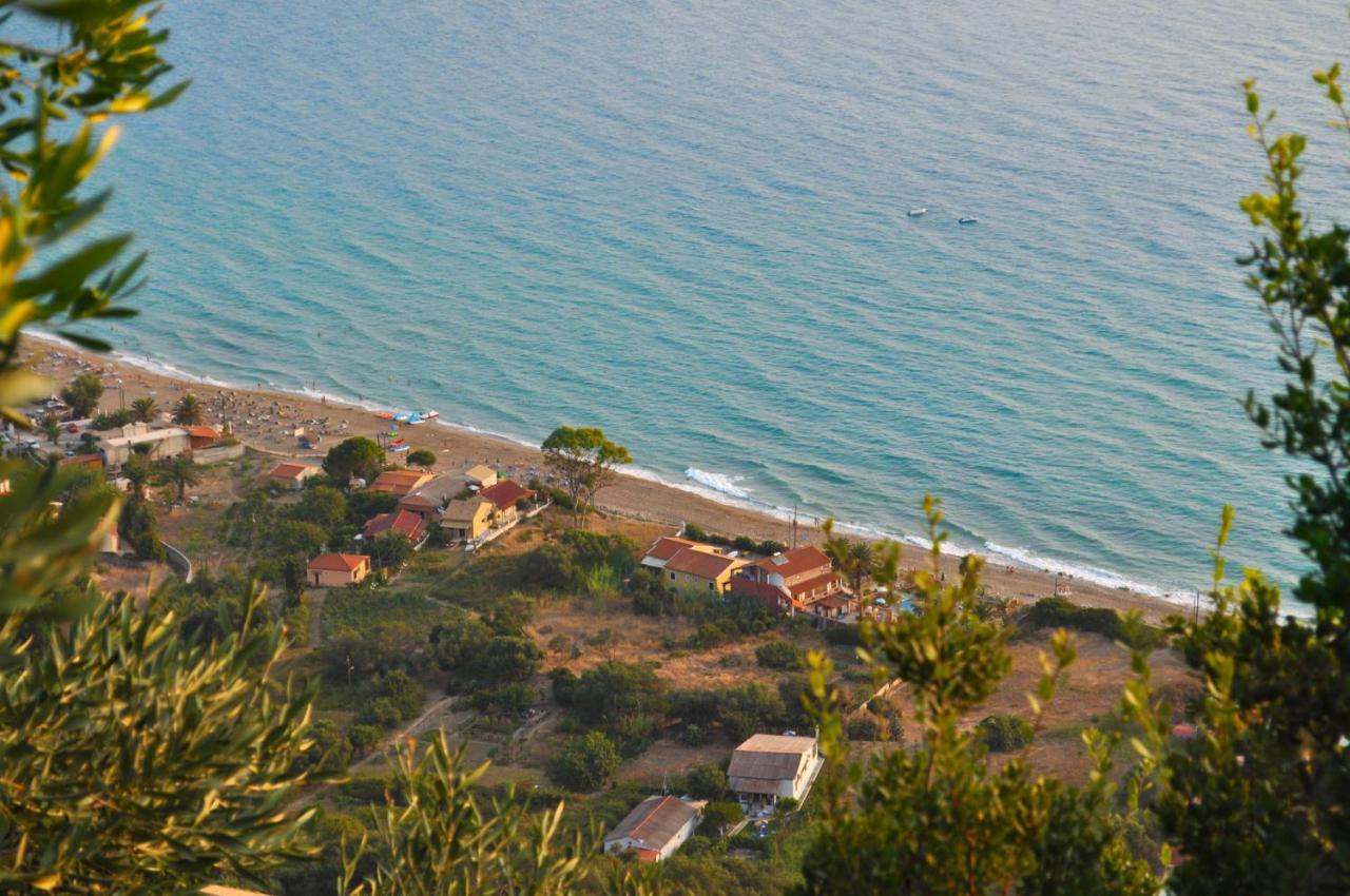 Beach House Yannis 3 In Agios Gordios Beach On Corfu ภายนอก รูปภาพ