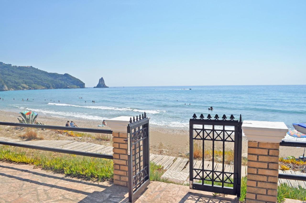 Beach House Yannis 3 In Agios Gordios Beach On Corfu ภายนอก รูปภาพ